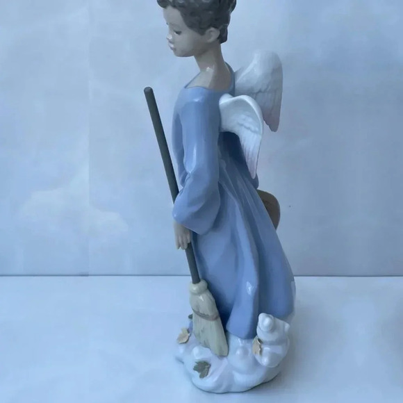 Lladro Fall Angel Figurine Retired Glaze Finish Collectible Decor Blue White - Picture 9 of 16